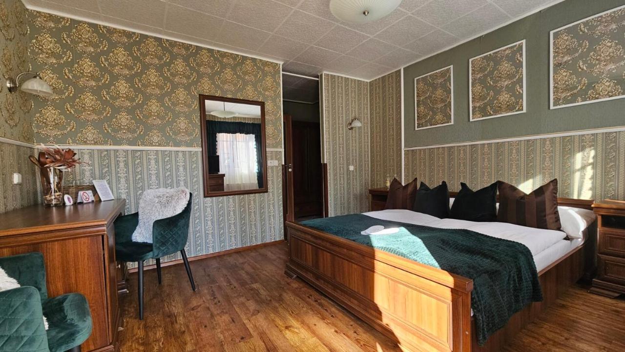 Zamecky Penzion Rotunda Břeclav Dış mekan fotoğraf