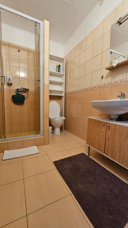Zamecky Penzion Rotunda Břeclav Dış mekan fotoğraf