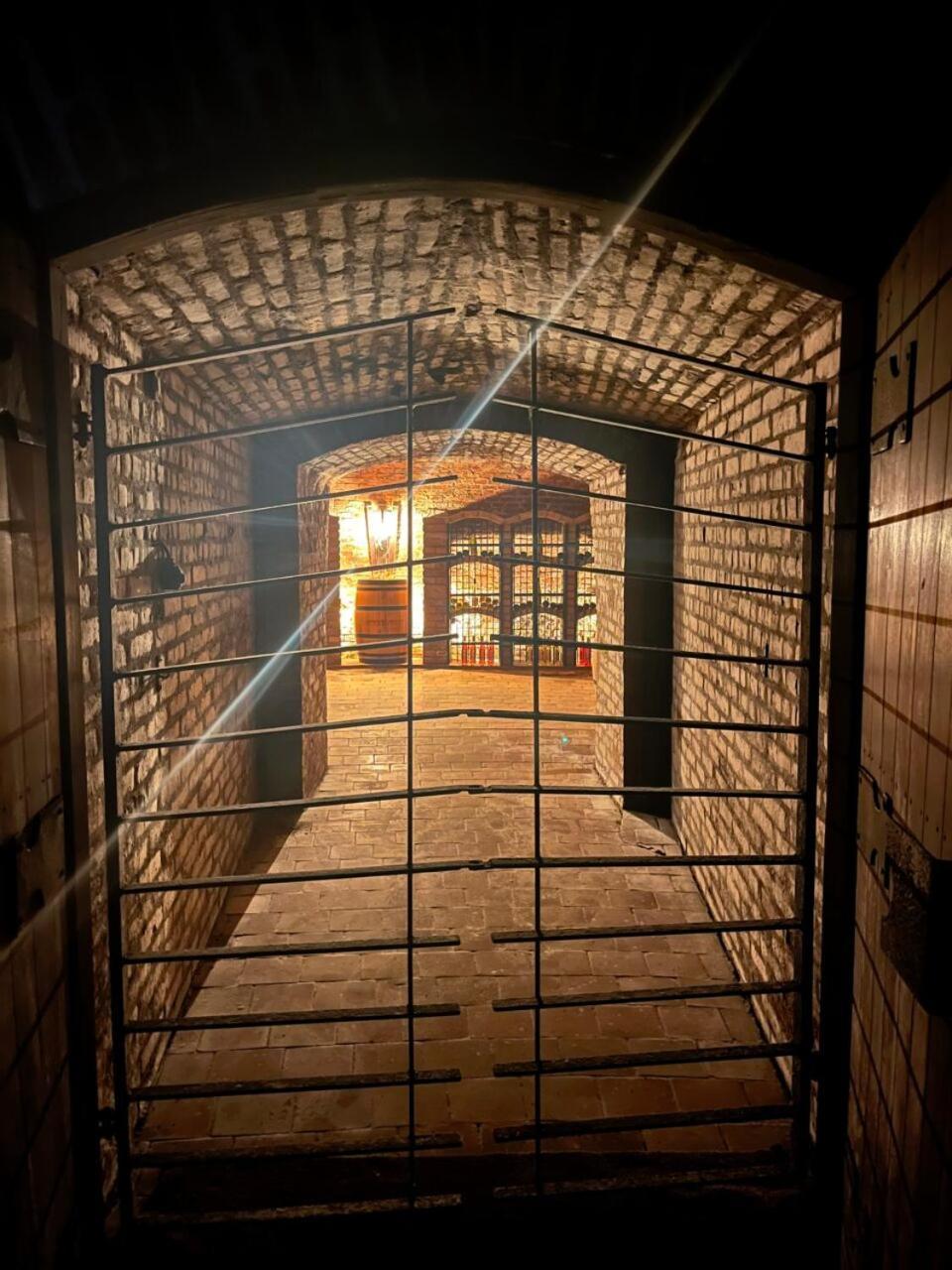 Zamecky Penzion Rotunda Břeclav Dış mekan fotoğraf