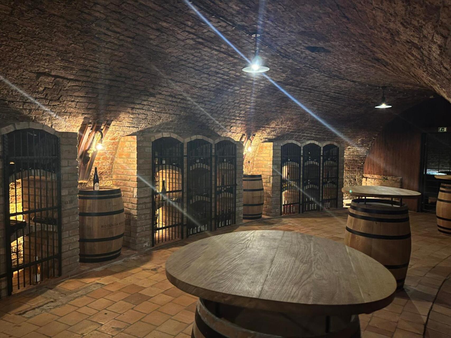 Zamecky Penzion Rotunda Břeclav Dış mekan fotoğraf